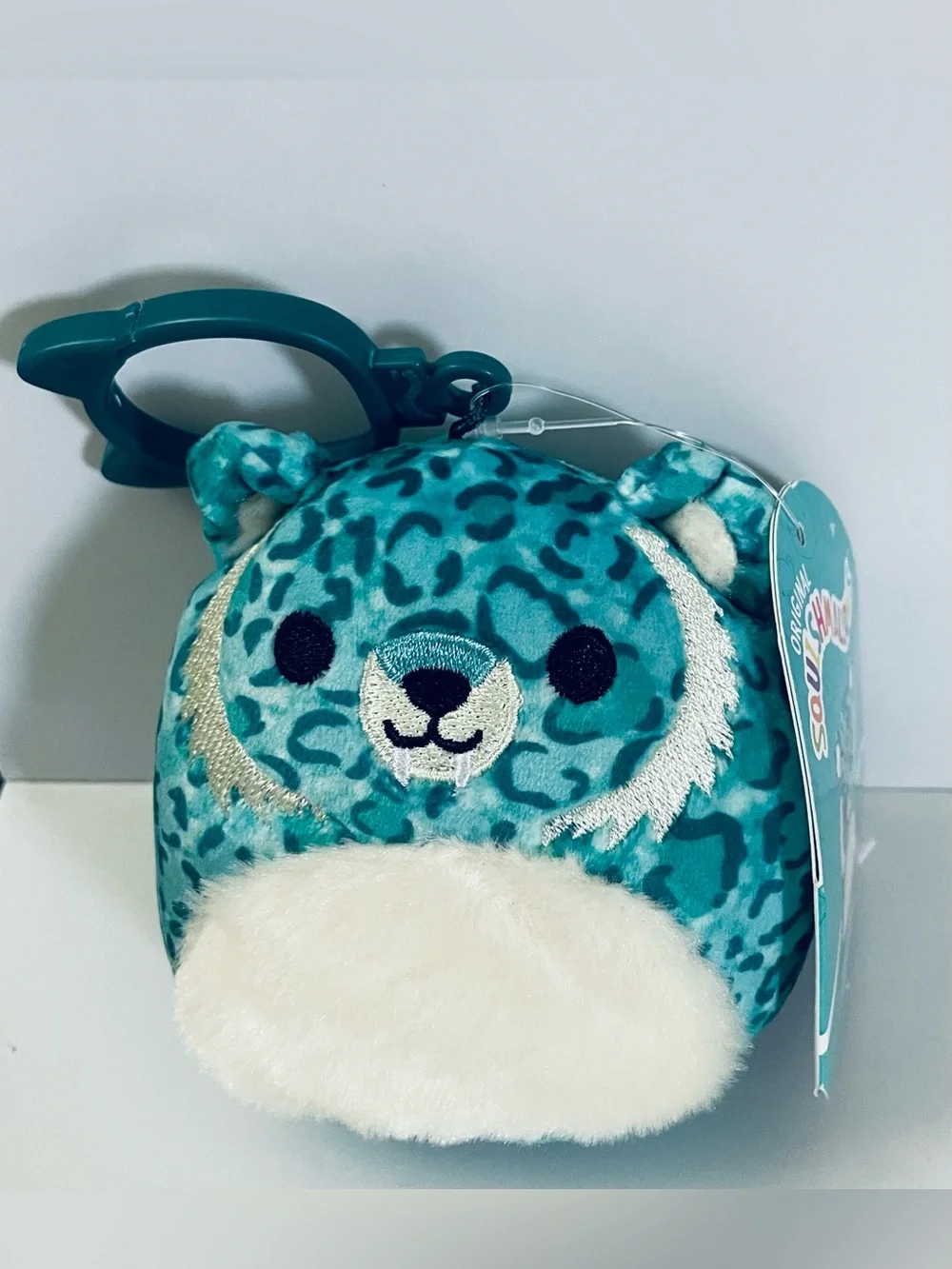 Griffin Squishmallows the aqua saber tooth tiger Clip-On Plush Keychai